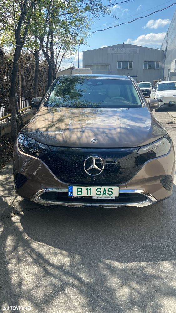 Mercedes-Benz EQE - 12