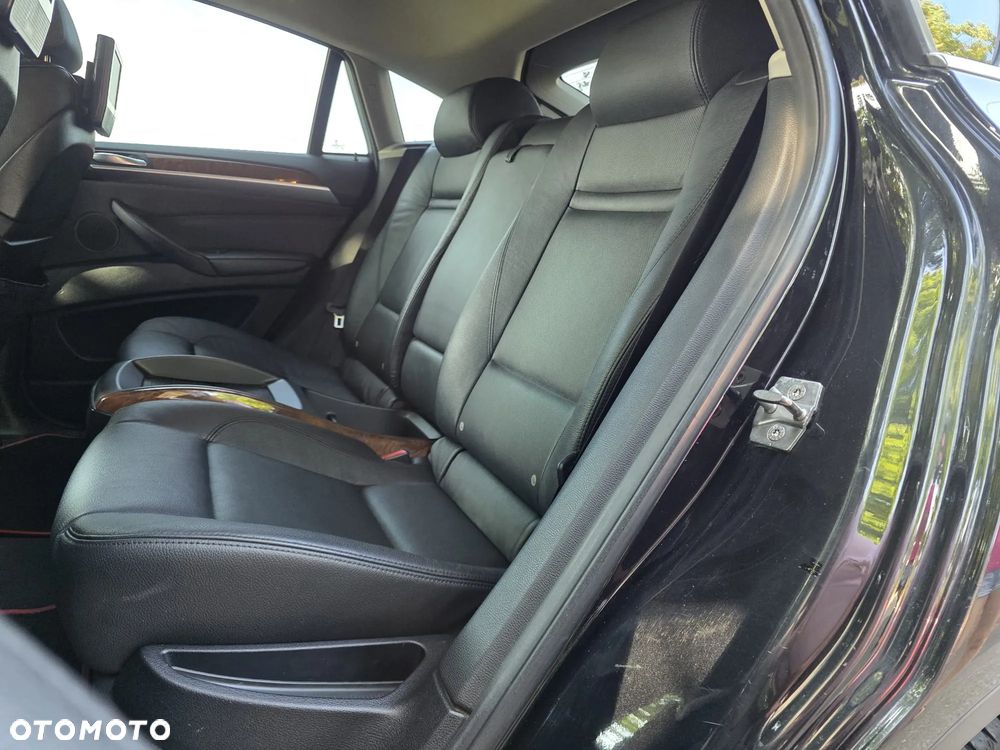 BMW X6 - 10