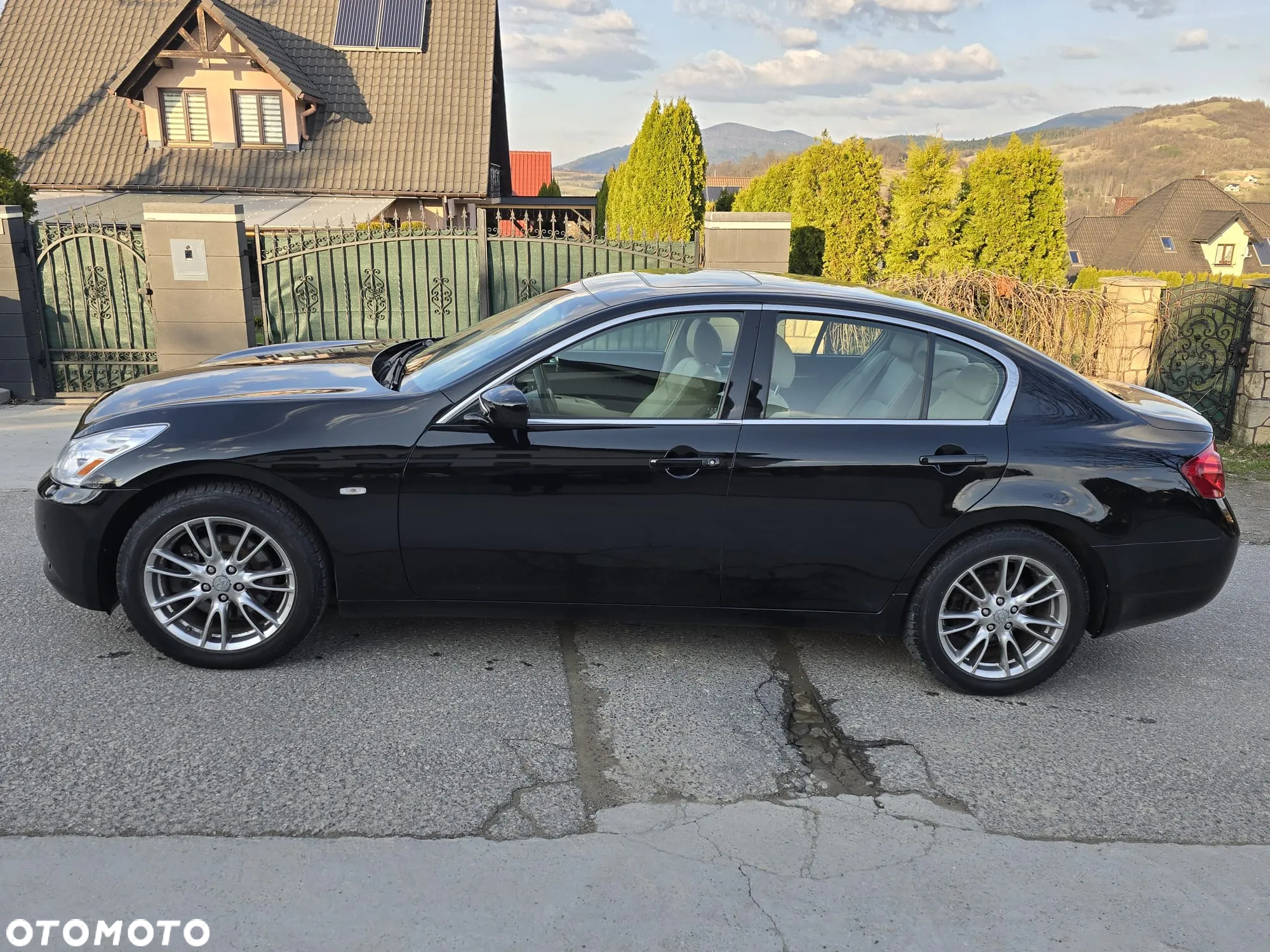 Infiniti G G37 AWD - 2