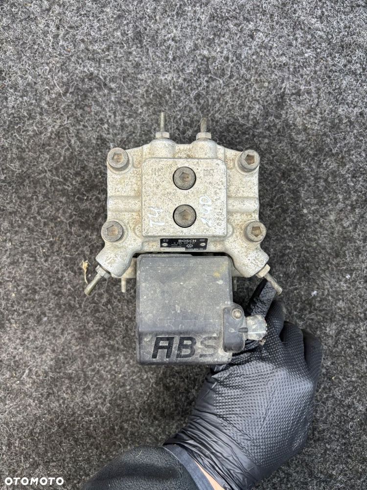 pompa abs vw caravelle t4 0265201037 - 4