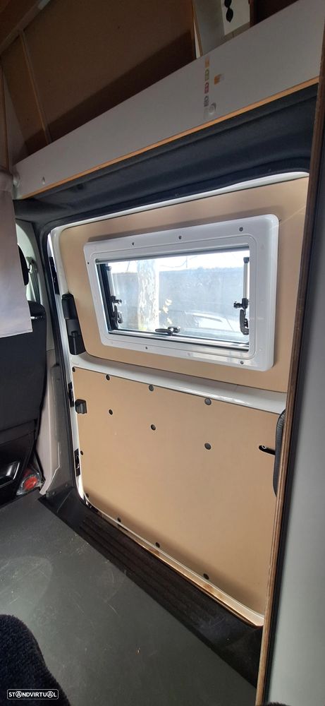 VW Transporter 2.0 TDI BM Extra AC - 14