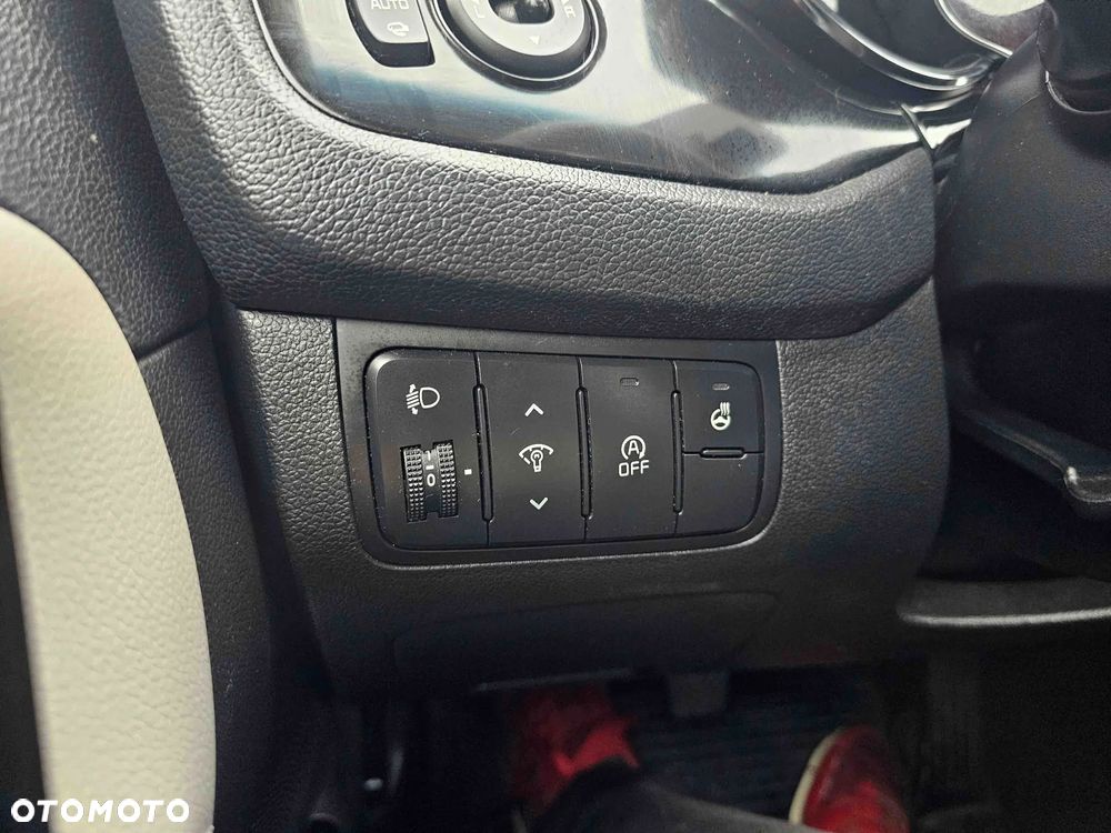 Kia Ceed 1.6 CRDi 136 ISG Platinum Edition - 21