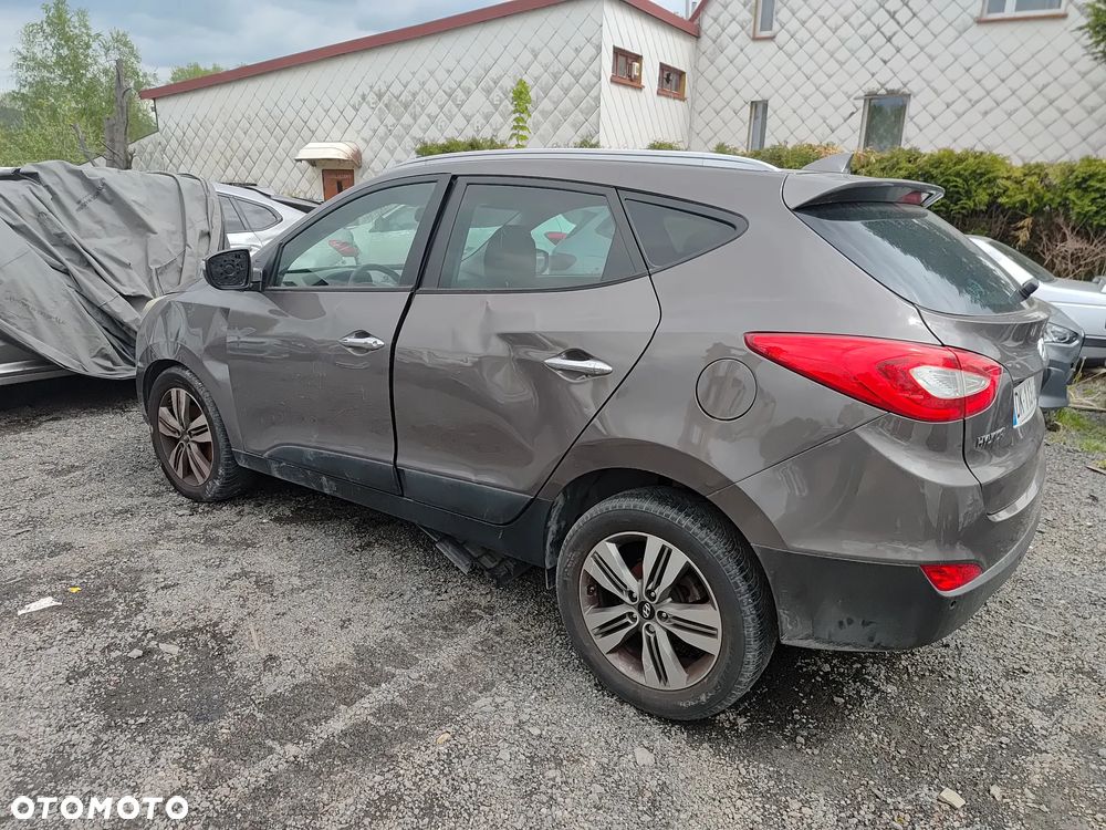 Hyundai ix35 2.0 CRDi Premium 2WD - 11