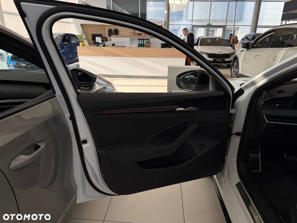 Skoda Superb 2.0 TSI Sportline DSG - 14