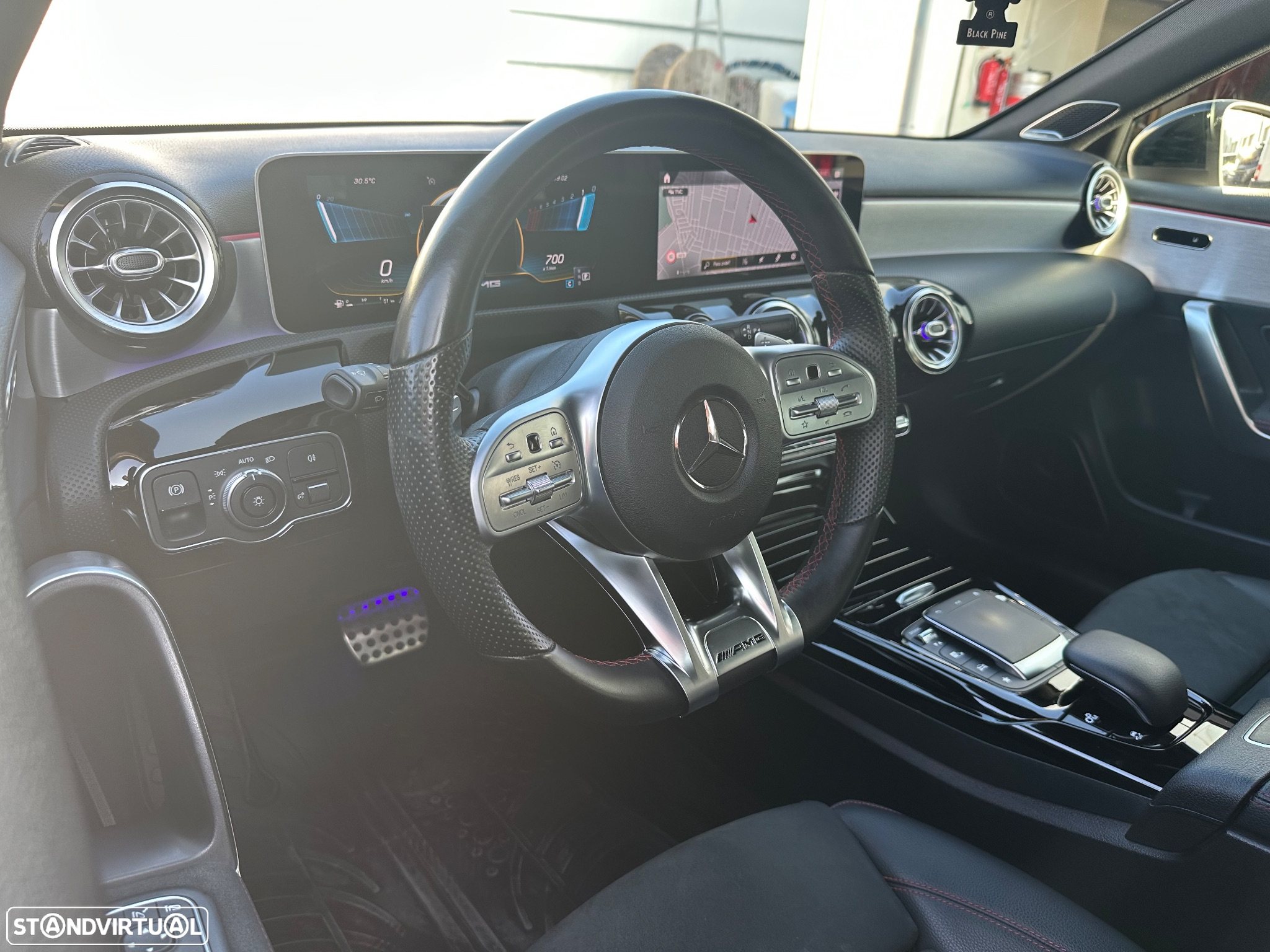 Mercedes-Benz A 35 AMG 4Matic Speedshift DCT 7G - 24