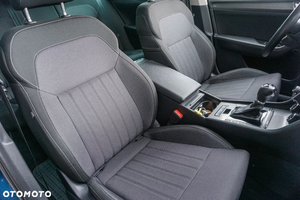 Skoda Superb 2.0 TDI SCR Style DSG - 37