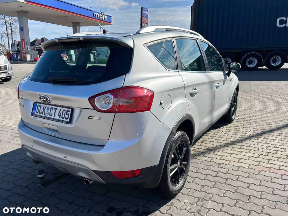 Ford Kuga 2.0 TDCi 2x4 Titanium - 6
