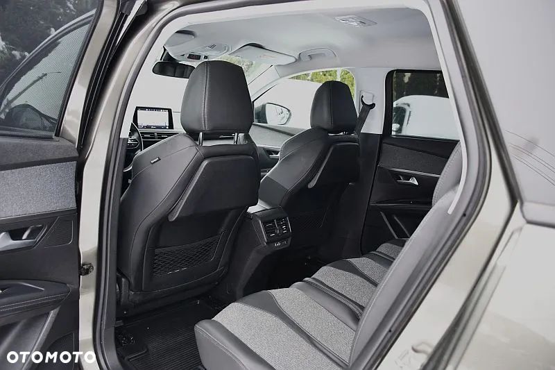 Peugeot 5008 BlueHDI 120 EAT6 Stop & Start Allure - 21