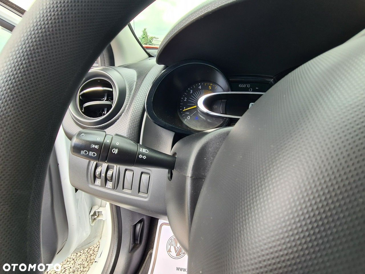 Renault Clio 1.5 dCi Alize - 17