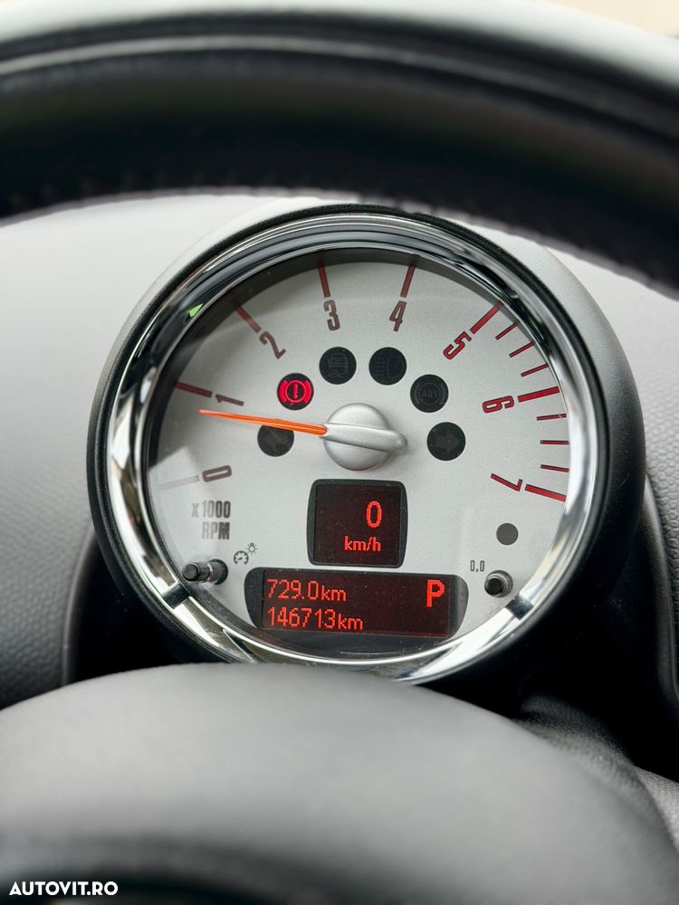Mini Countryman Cooper D ALL4 AT - 13