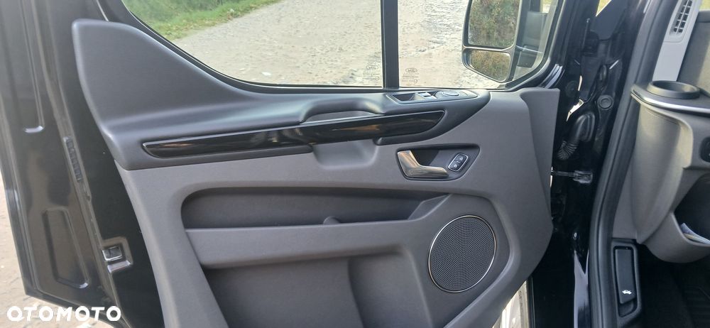 Ford Tourneo Custom 2.0 EcoBlue L1 Titanium SelectShift - 17