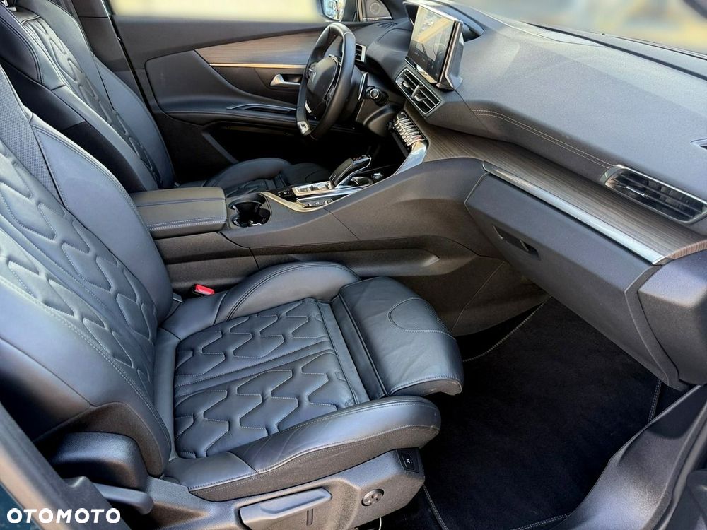 Peugeot 5008 - 22