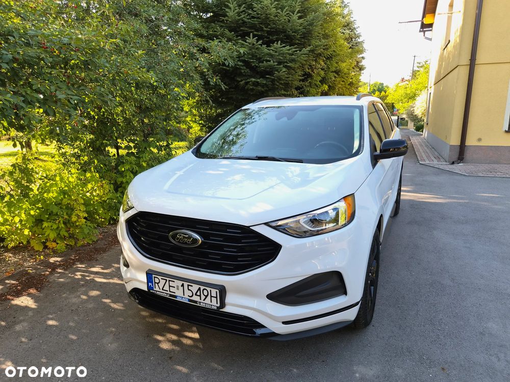 Ford Edge - 1