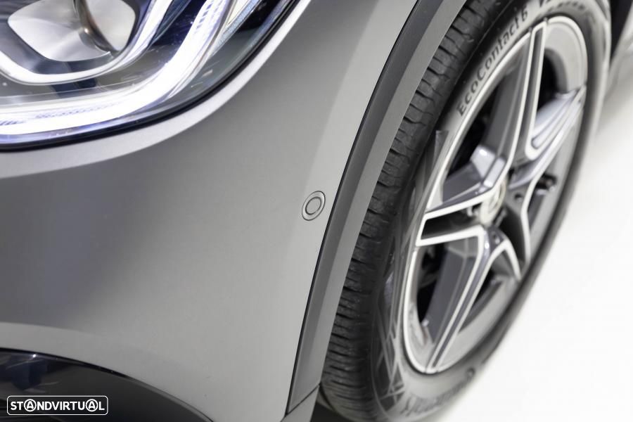 Mercedes-Benz GLA 250 e AMG Line - 19