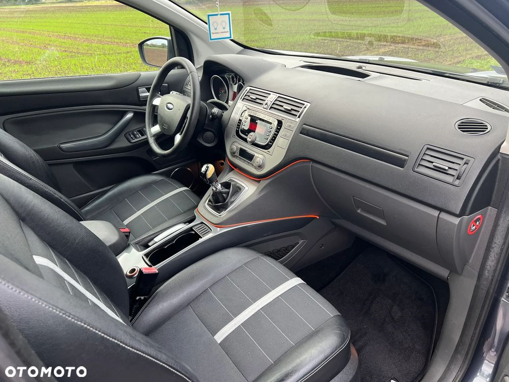 Ford Kuga 2.0 TDCi Titanium - 10