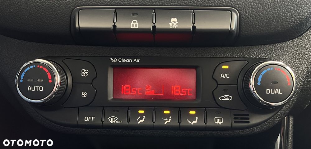 Kia Ceed 1.6 GDI Business Line - 17