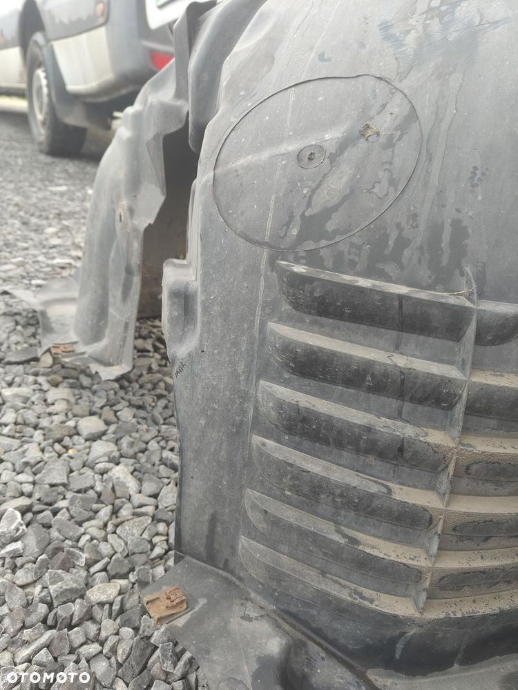MERCEDES W212 Amg Pakiet Nadkole Przednie Przód Oryginał - 14
