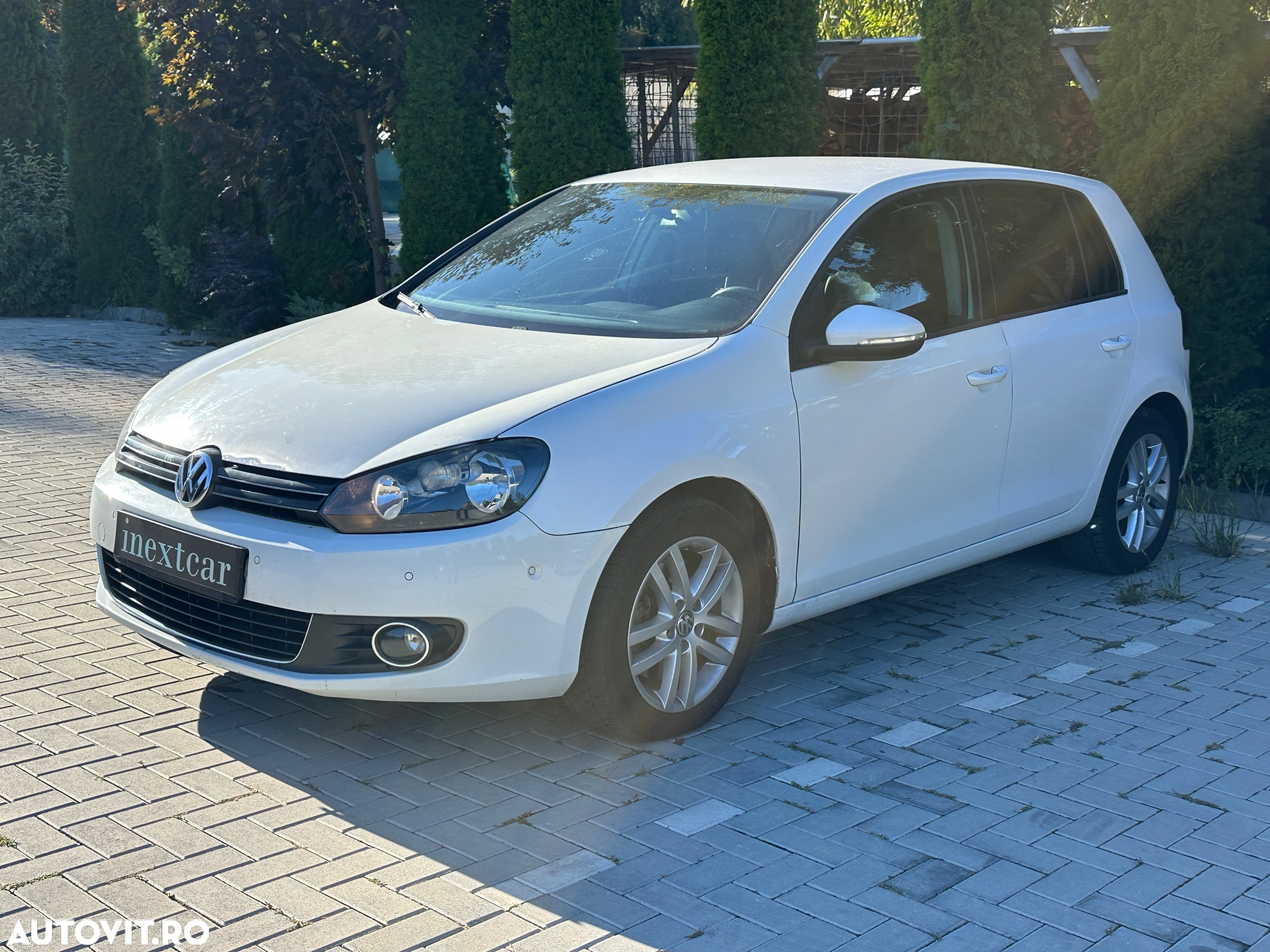 Volkswagen Golf 1.4 TSI Highline DSG - 9
