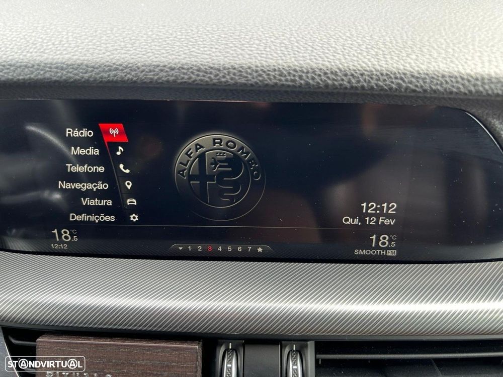 Alfa Romeo Stelvio 2.2 D Super AT8 Q4 - 19