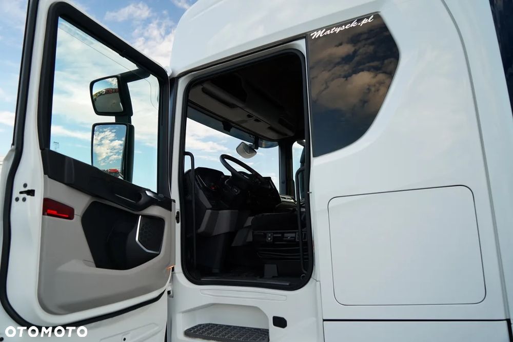 Scania 450 / FIRANKA 8,2 m / 6x2 / OŚ PODNOSZONA / EURO 6 - 26