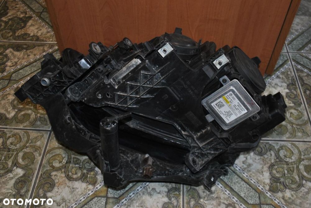 Lampa prawy przód Audi A4 B8 lift EU - 4