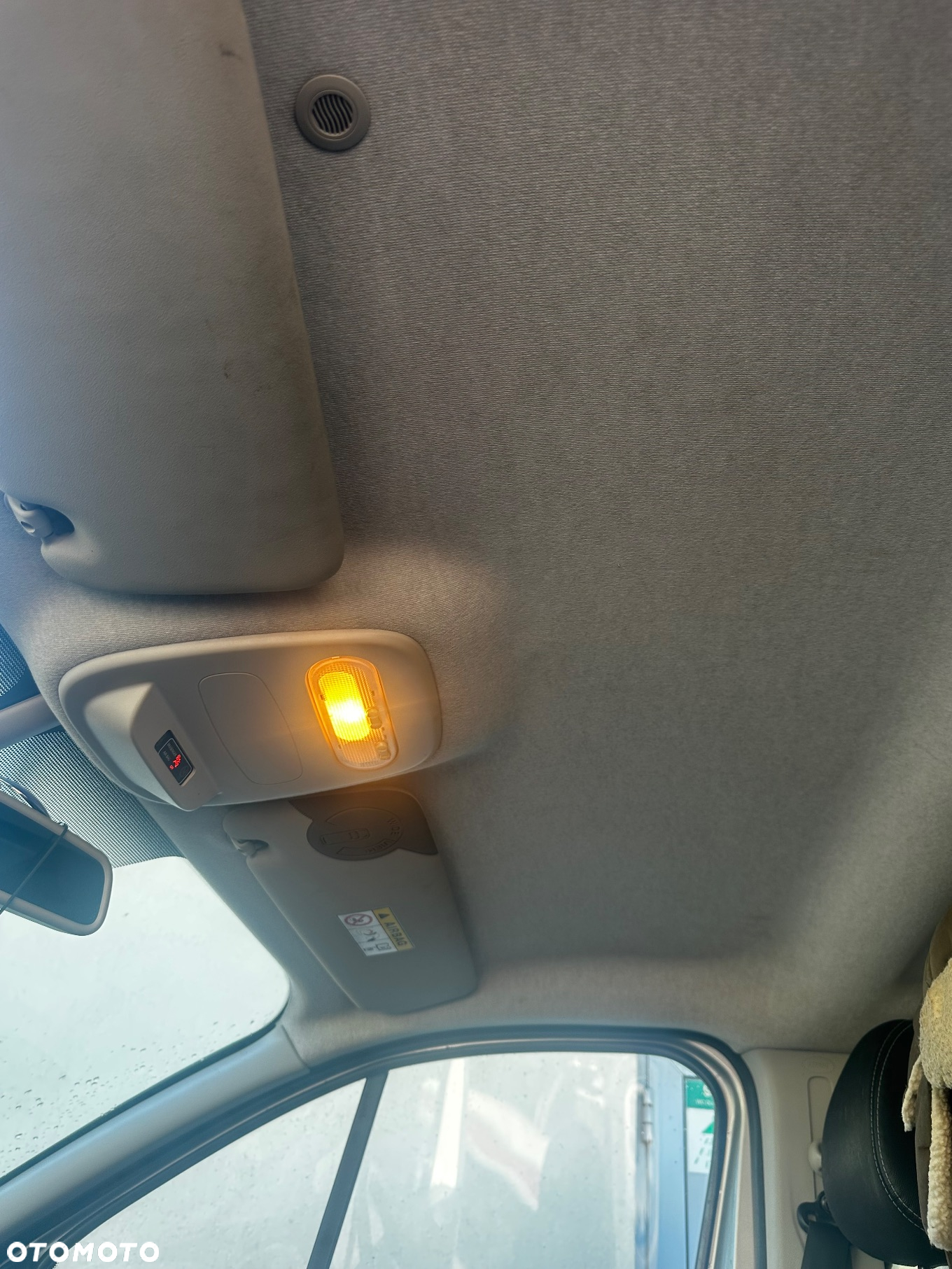 Opel Vivaro - 11
