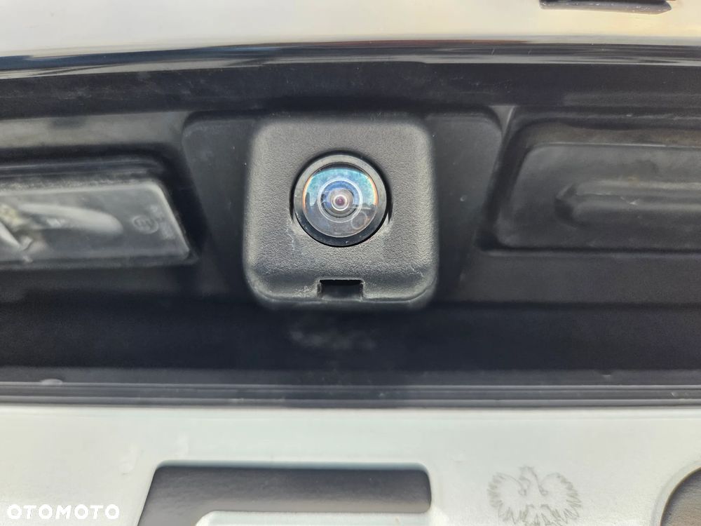 Peugeot 2008 BlueHDi 130 EAT8 GT Pack - 28