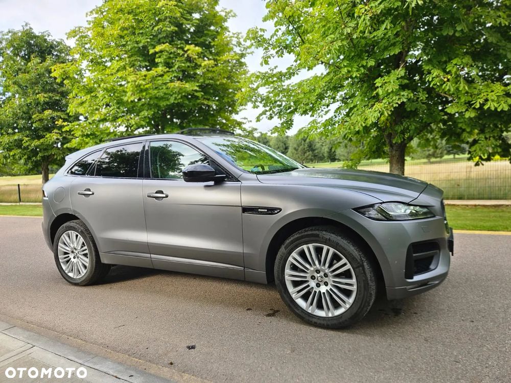 Jaguar F-Pace - 1
