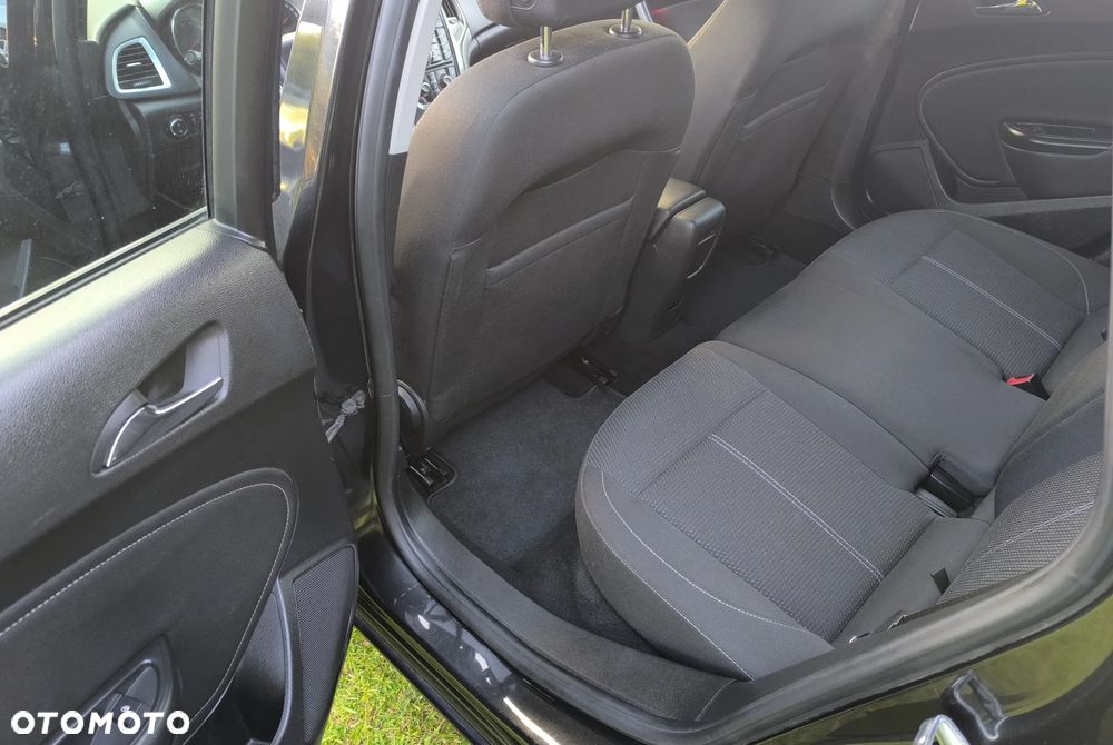 Opel Astra 1.4 Turbo Cosmo - 12