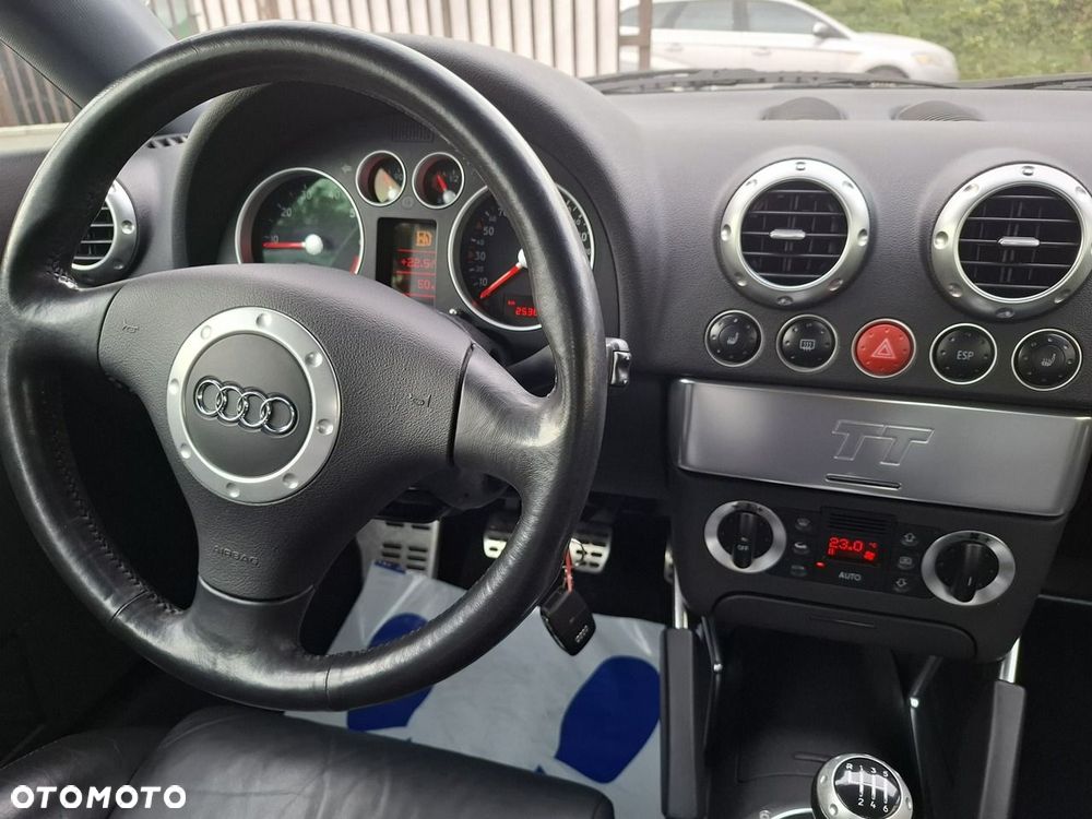 Audi TT Coupé - 20