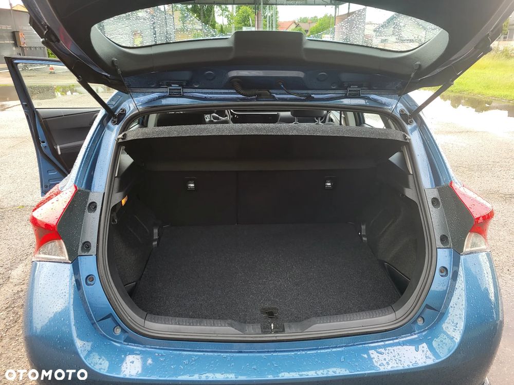 Toyota Auris 1.6 Selection - 13