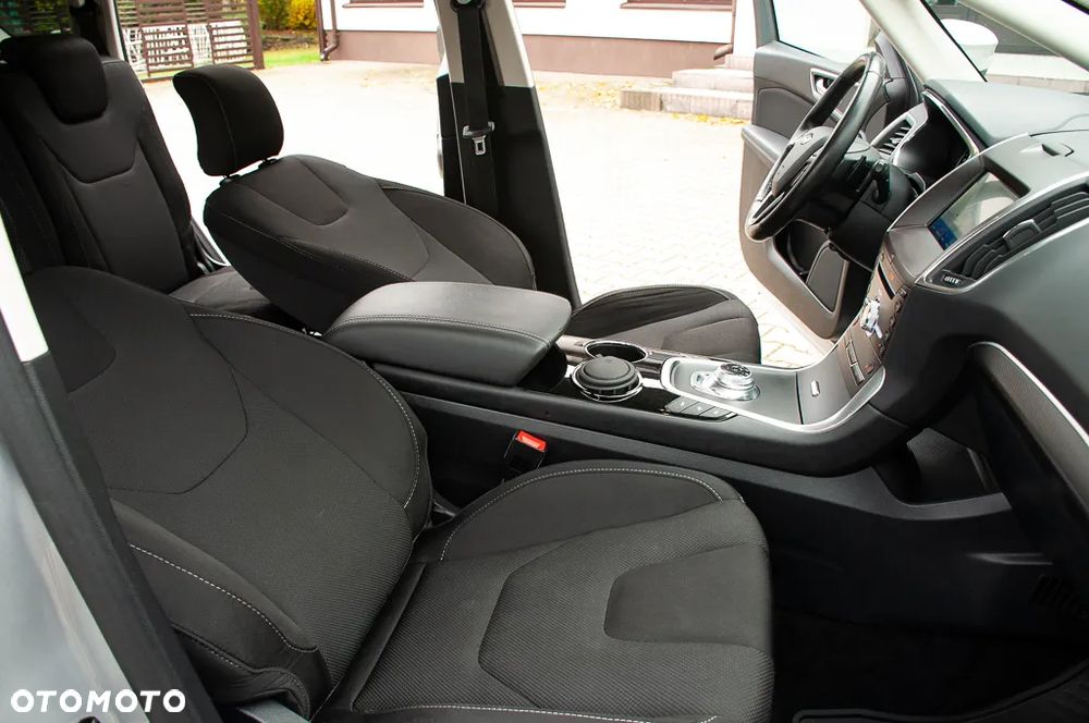 Ford S-Max 2.0 EcoBlue Titanium - 11