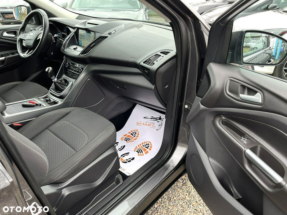 Ford Kuga 1.5 EcoBoost 2x4 Trend - 8