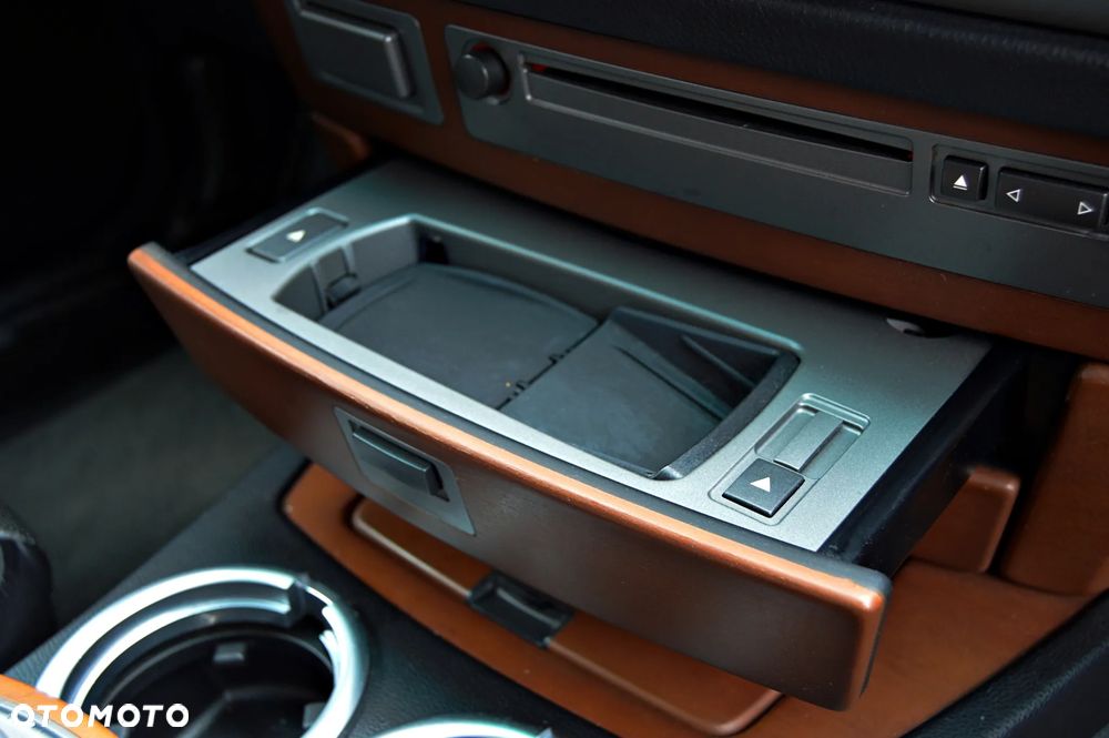 BMW Seria 7 745i - 19
