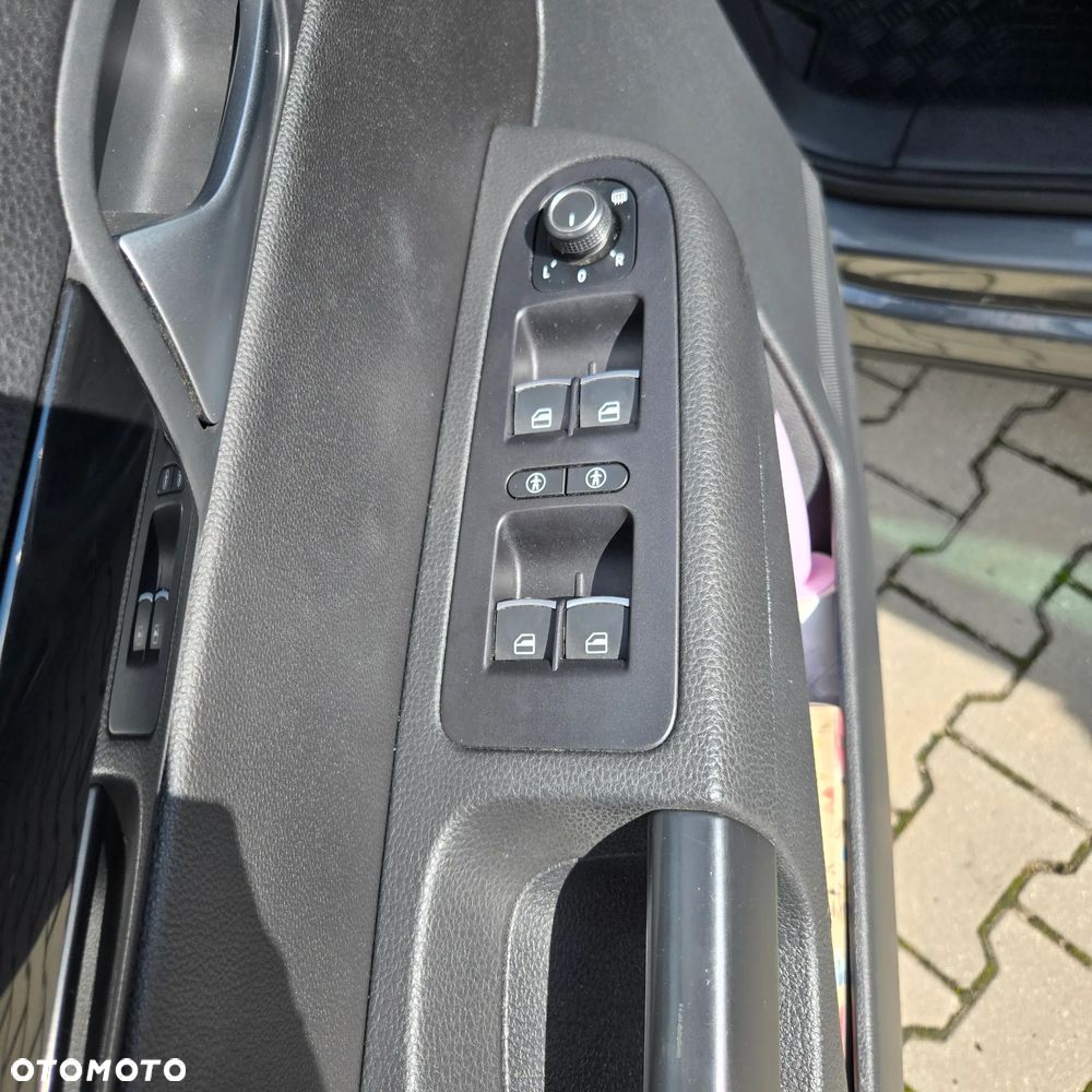 Volkswagen Sharan 2.0 TDI BMT Highline DSG - 10