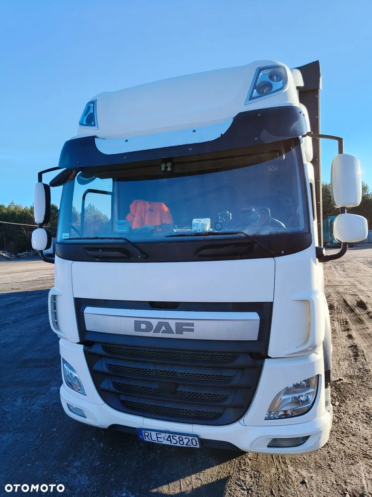 DAF CF - 8
