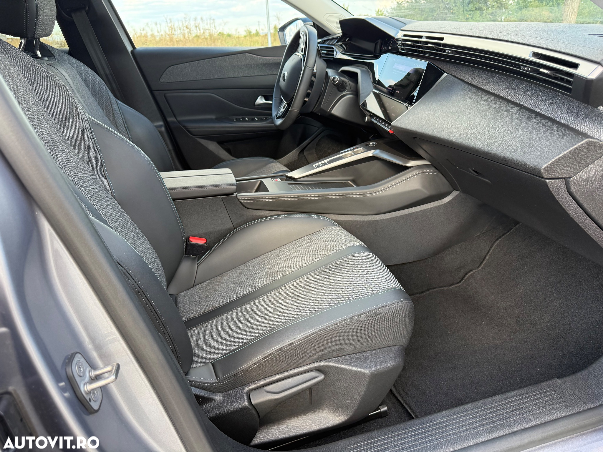 Peugeot 408 1.2L PureTech 130 S&S EAT8 Allure Pack - 6