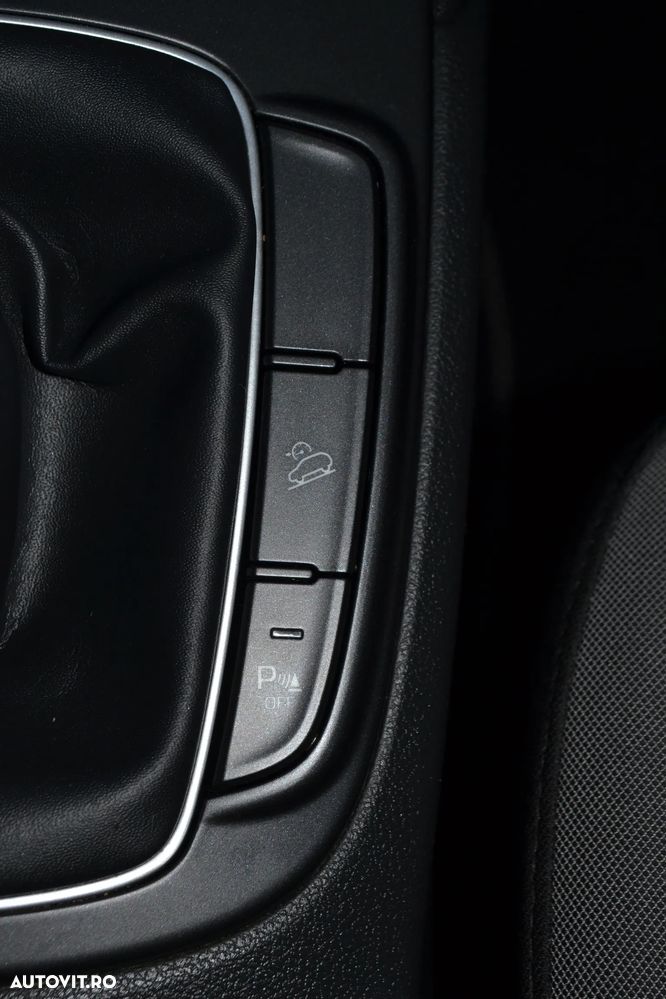 Hyundai KONA 1.6 CRDi 48V-Hybrid Select - 23