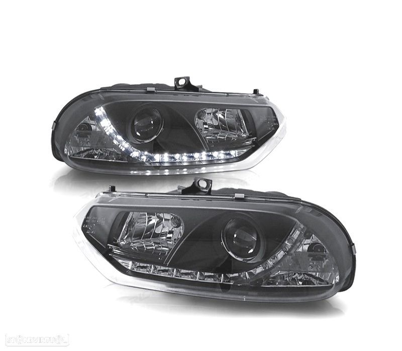 FARÓIS FRONTAIS PARA ALFA ROMEO LUZ DIURNA FUNDO PRETO - 1