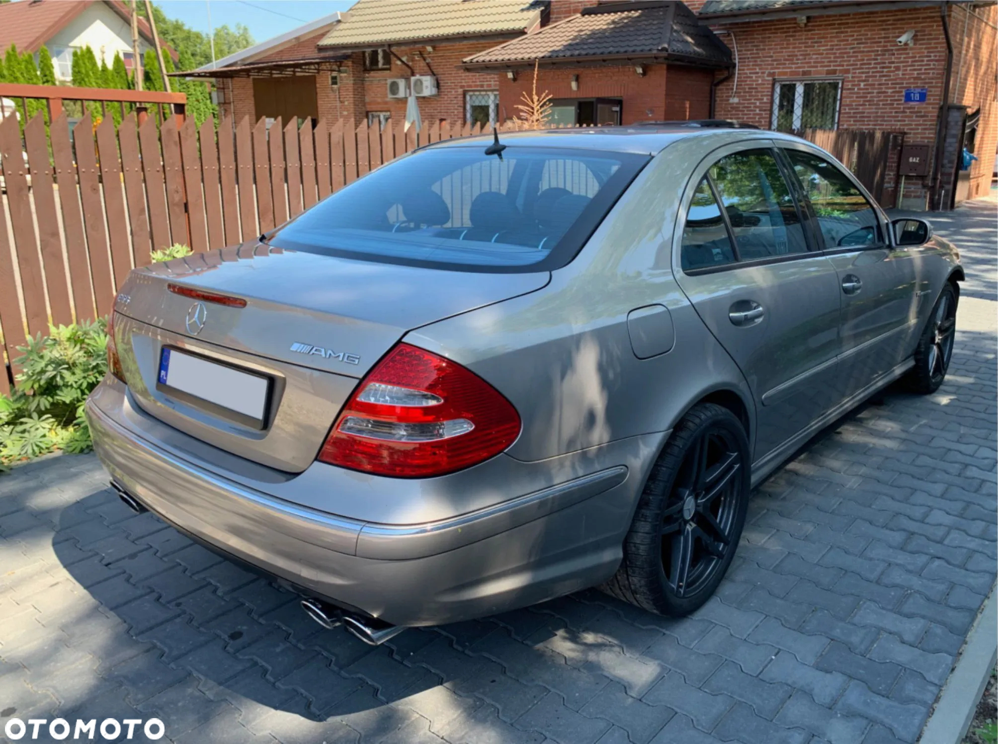 Mercedes-Benz Klasa E 55 AMG - 3
