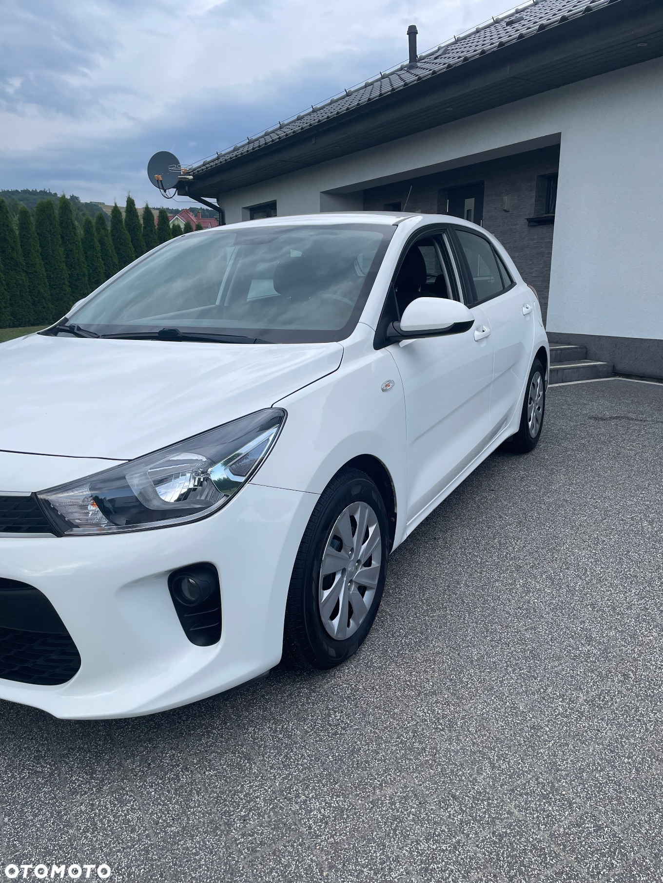 Kia Rio 1.2 Business Line - 8