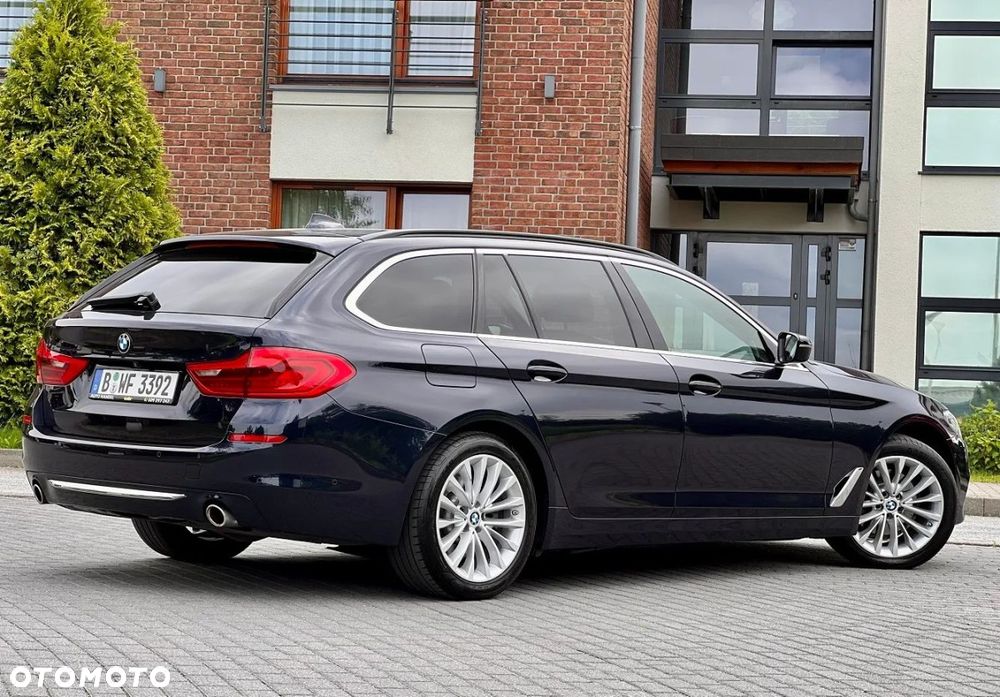 BMW Seria 5 520d M Sport Edition - 16