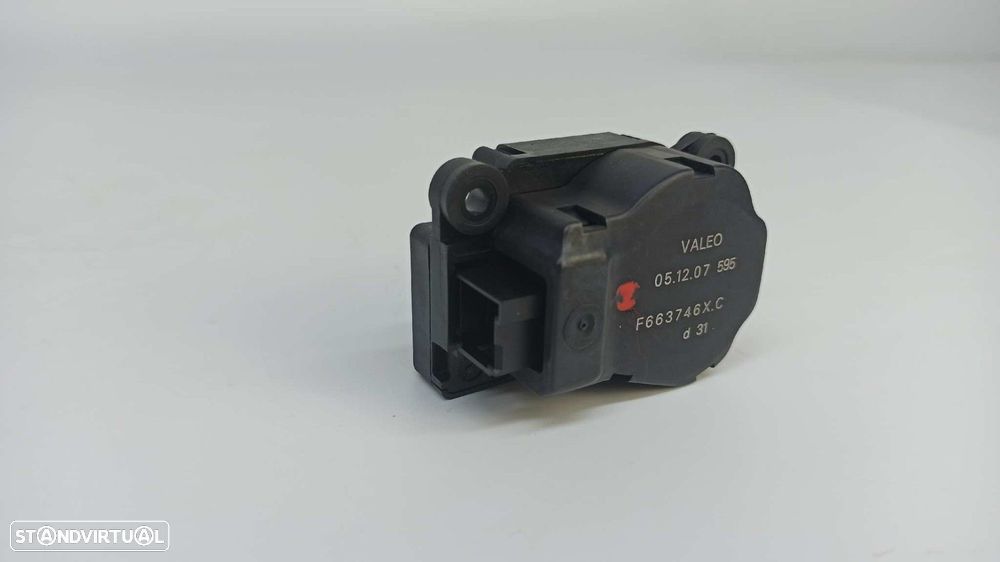 MOTOR DA ABERTURA DAS CONDUTAS DO CLIMATIZADOR PEUGEOT 308 PREMIUM - 9