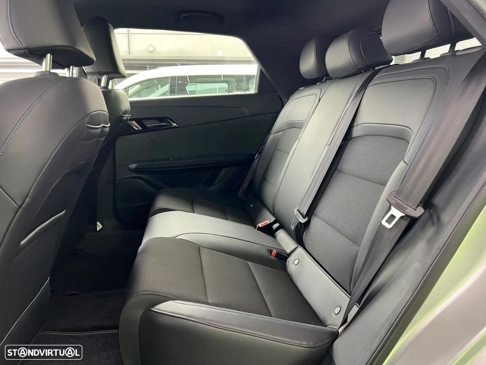 MG MG4 64 kWh Luxury - 10