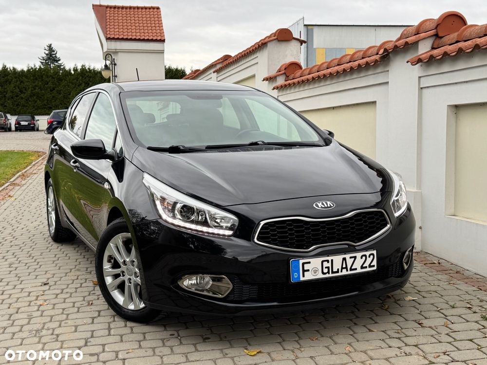 Kia Ceed 2015 photo 5