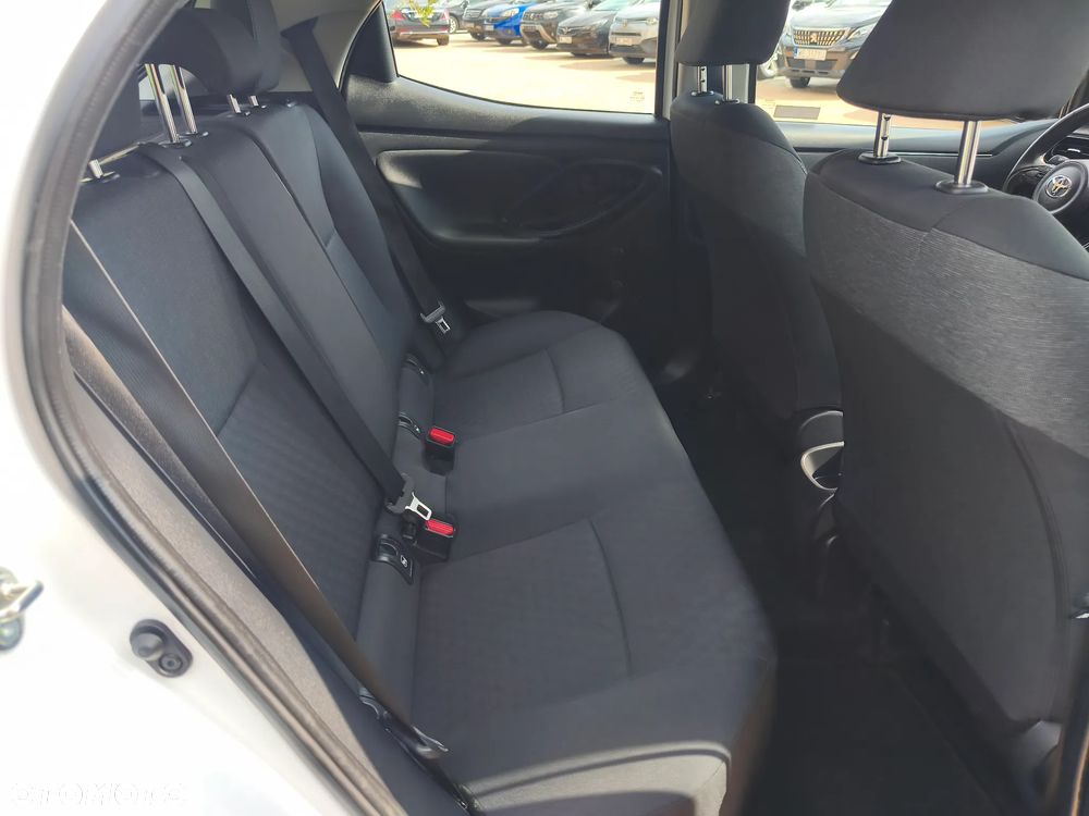 Toyota Yaris 1.5 Comfort - 16