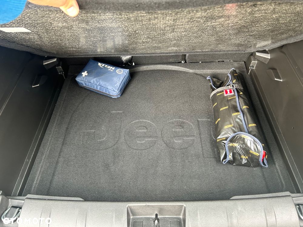 Jeep Renegade 1.0 GSE T3 Turbo Limited FWD S&S - 27