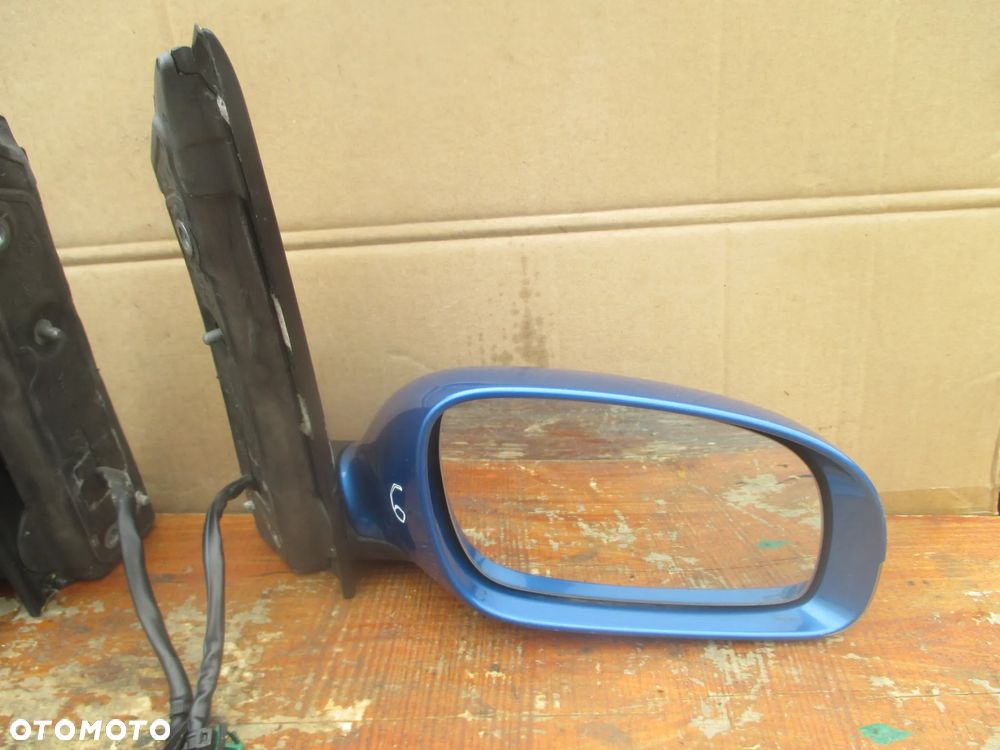 lusterko PRAWE Touran LA5X 6pin Europa - 1