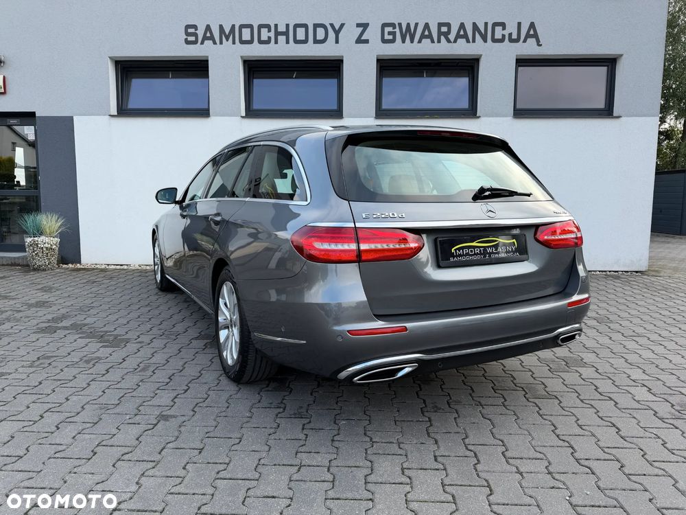 Mercedes-Benz Klasa E 220 d 4-Matic 9G-TRONIC - 4