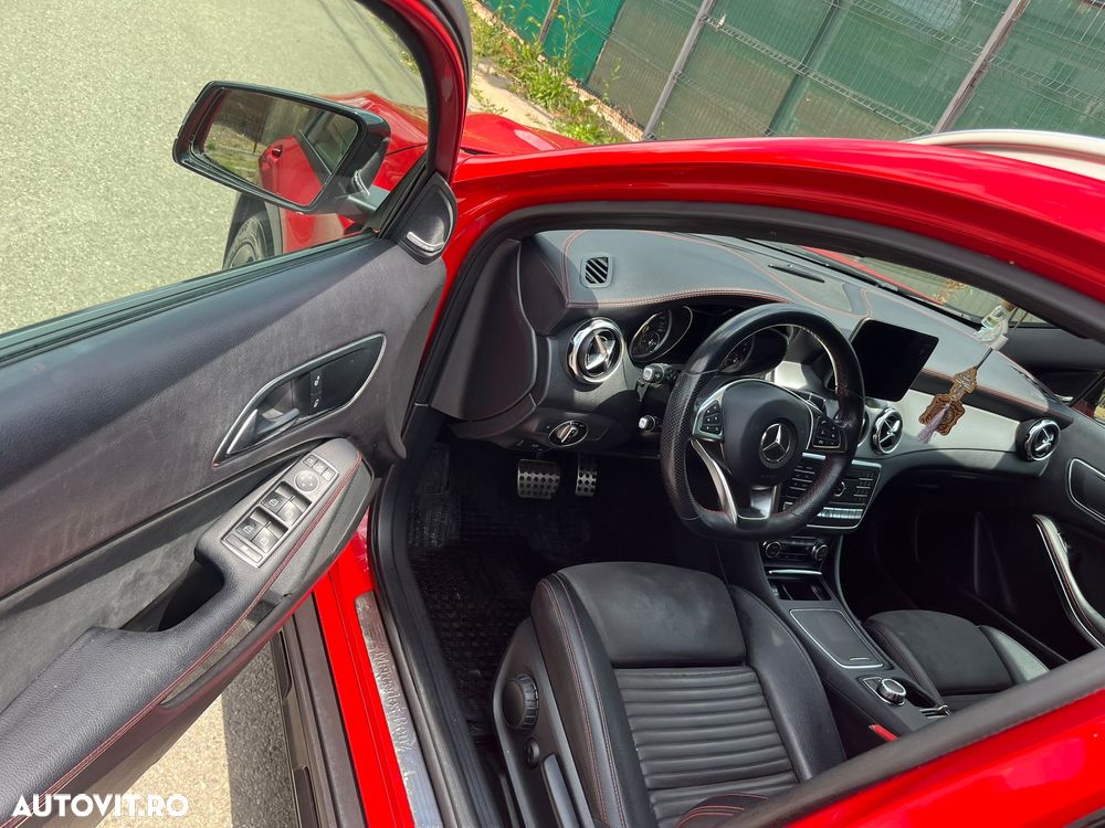 Mercedes-Benz GLA 220 4MATIC - 9